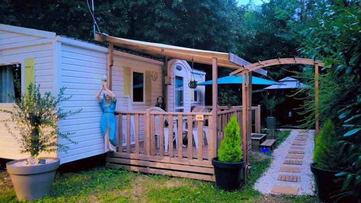 Marvilla Parks -parc Des Roches 91530 Campsite Saint-Cheron