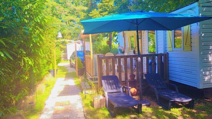 Campsite Marvilla Parks -parc Des Roches 91530 Saint-Cheron